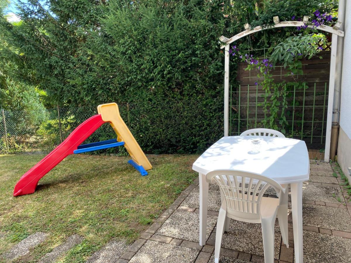 Schoenes Ferienhaus&Monteurzimmer Direkt In Lich, Ruhige&Zentrale Lage Exteriör bild